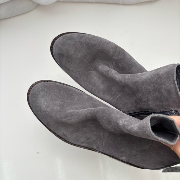 Cole Haan River Chelsea Bootie Suede Sz 6B - Picture 5 of 8